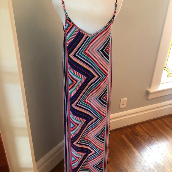 Express Multi-Color Maxi Dress - Picture 4 of 4